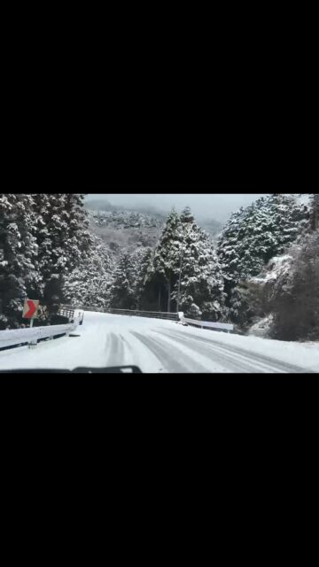 ノーマルタイヤで国見